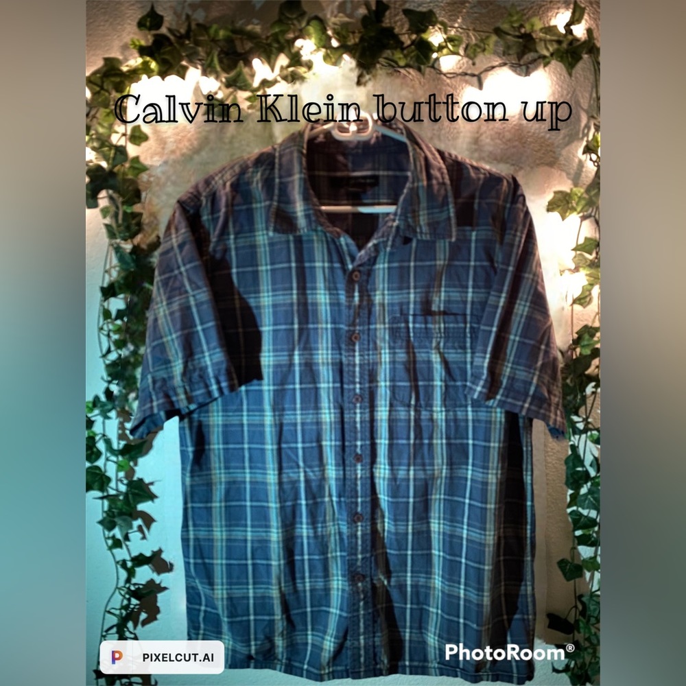 Calvin Klein Button Up